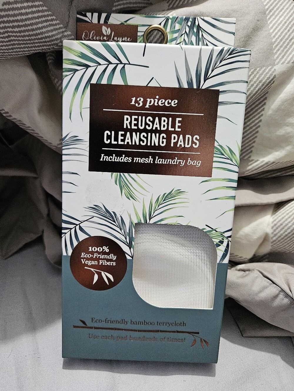 Olivia Layne Reusable Cleansing Pads - White with Green Palm Print